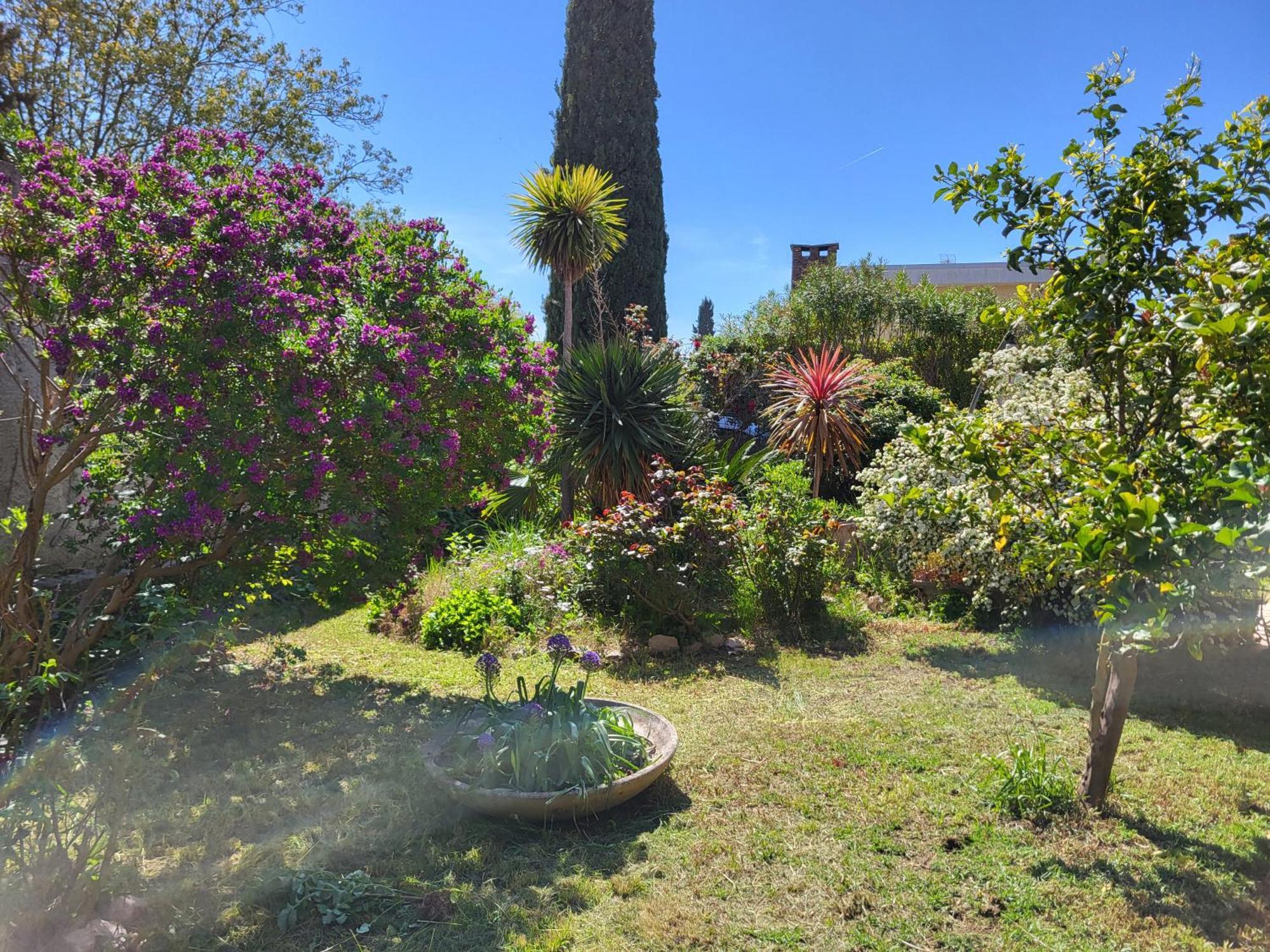 Villa La Garde  Exterior photo